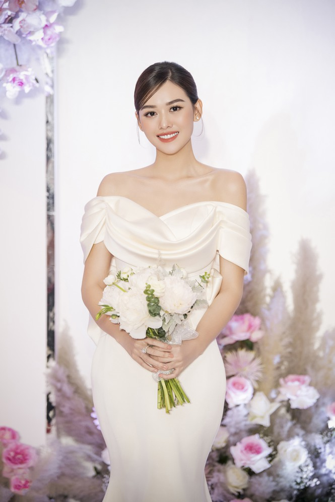 Á hậu Tường San bật khóc trong lễ cưới - 3