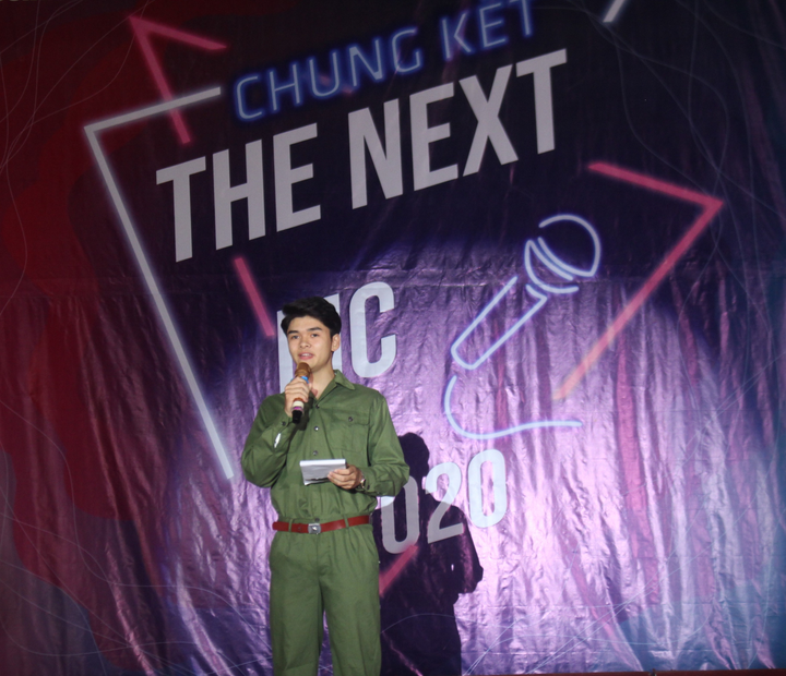 Sinh viên ĐH Công đoàn cháy hết mình trong đêm chung kết tìm kiếm tài năng MC - 2