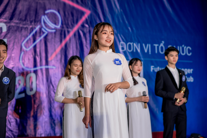 Ảnh: Dàn trai xinh, gái đẹp tranh tài trong đêm chung kết tìm kiếm tài năng MC - 6