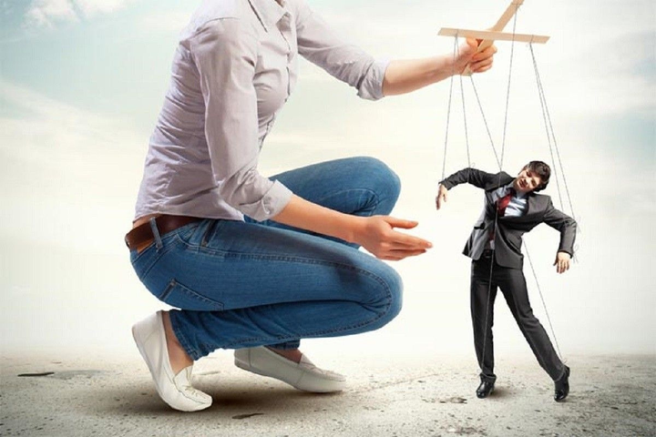 Lớp học dạy cách moi tiền đàn ông bị dân mạng chỉ trích dữ dội - 3