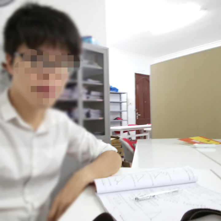 6 năm vẫn nhận lương hợp đồng 1,2 triệu/tháng, thầy giáo bỏ nghề, lên núi ẩn cư - 2