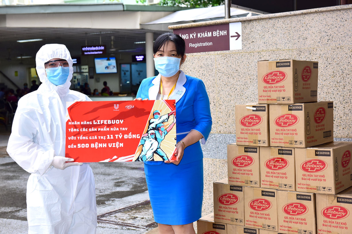 Lifebuoy tài trợ gói sản phẩm 11 tỷ phòng chống COVID-19 - 1