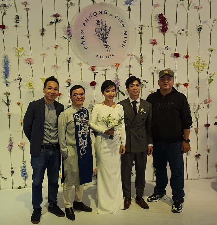 Công Phượng ân cần mở cửa xe cho cô dâu Viên Minh, Văn Hoàng dự lễ cưới bạn thân - 6