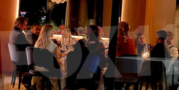 Chống COVID-19, loạt chính trị gia Mỹ chỉ 'nói mà không làm' - 1