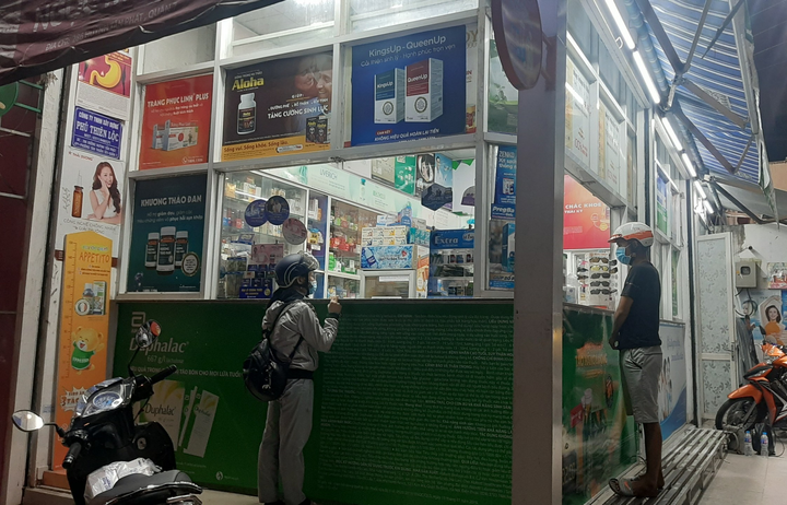 Giá khẩu trang y tế thế nào sau khi TP.HCM phát hiện 4 ca mắc COVID-19? - 2