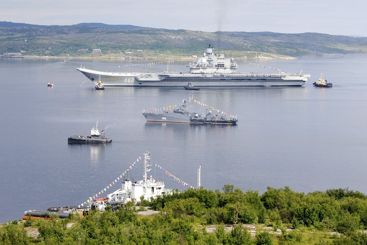 Ảnh: Tàu sân bay Đô đốc Kuznetsov của Hải quân Nga sắp trở lại đại dương - 6