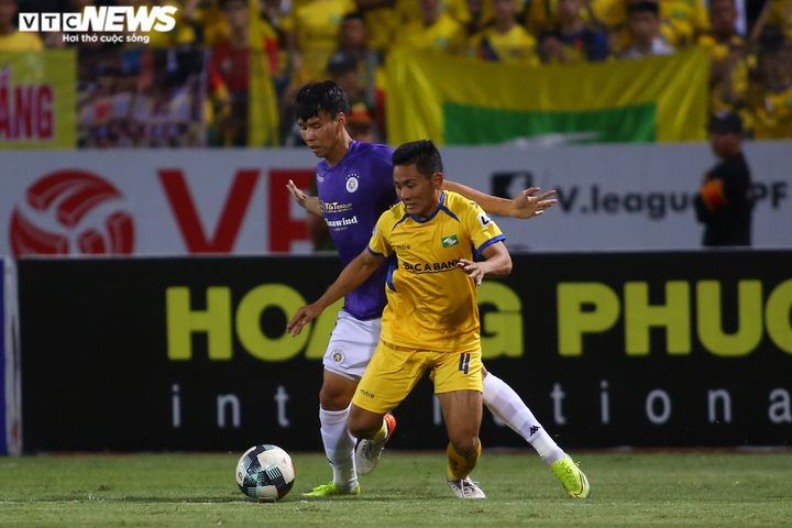 Bùi Đình Châu: Bạn cùng lứa Phan Văn Đức, chờ 10 năm để được khoác áo SLNA - 3