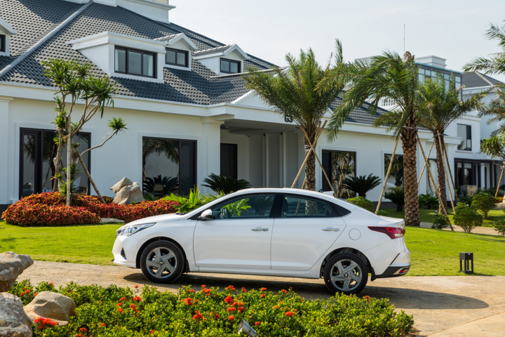 Cận cảnh Hyundai Accent 2021, giá từ 426 triệu đồng - 3