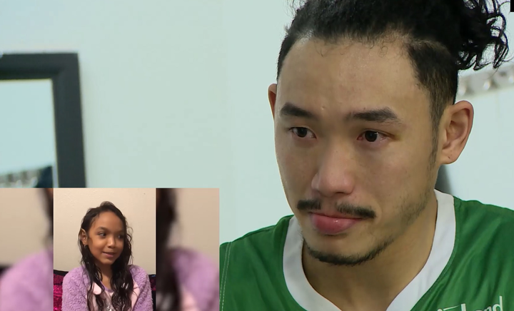 Thi đấu xa nhà, cầu thủ Cantho Catfish bật khóc trước lời nhắn của con gái - 1