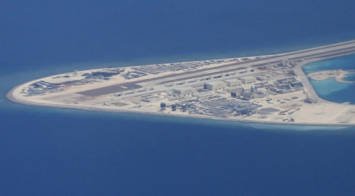 Báo Trung Quốc ngang ngược: Các đảo nhân tạo ở Biển Đông 'dễ bị tấn công' - 1