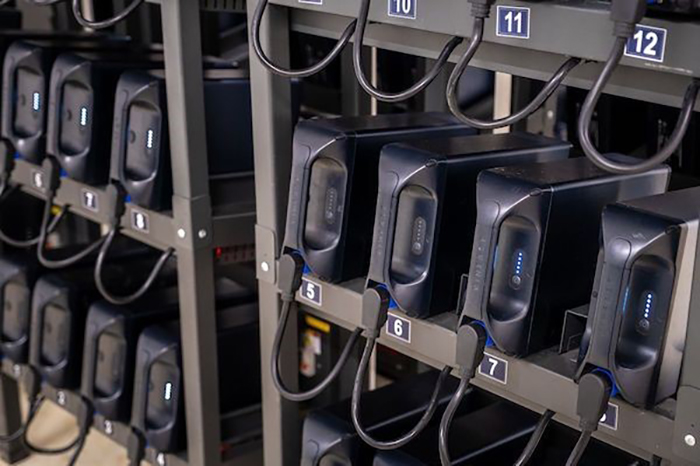 Vì sao xe máy điện VinFast được giới trẻ Việt thích mê mệt? - 3