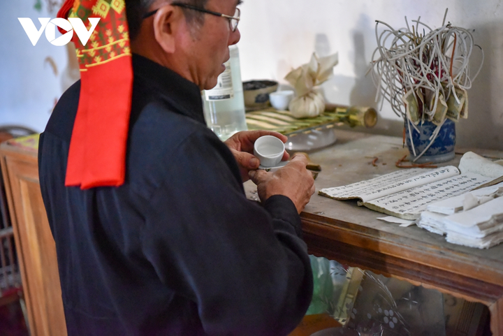 Ảnh đám cưới độc đáo của người Dao: Cô dâu chú rể không thấy mặt nhau - 17