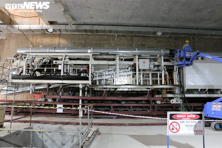 Máy khoan 850 tấn đào hầm đường sắt Nhổn - ga Hà Nội có gì đặc biệt? - 3