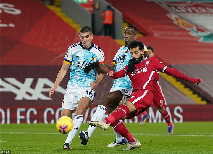 Kết quả Ngoại Hạng Anh: Thắng đậm Wolverhampton, Liverpool bám sát ngôi đầu - 1