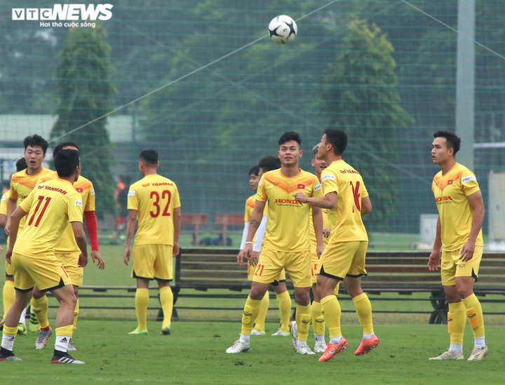 Công Phượng tái xuất, nuốt trọn giáo án của HLV Park Hang Seo - 6