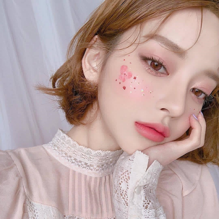 5 xu hướng make up dẫn đầu mùa lễ hội cuối năm 2020 - 4