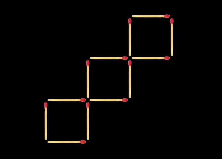 Làm sao để di chuyển 4 que diêm mà tạo thành 7 hình vuông? - 1