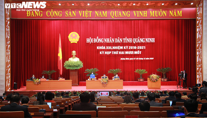 Bị 'truy' nạn nhập cảnh trái phép qua biên giới, Biên phòng Quảng Ninh nói gì? - 1