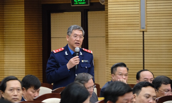 Sở GTVT Hà Nội kiến nghị xử lý hình sự tài xế chở quá trọng tải - 1