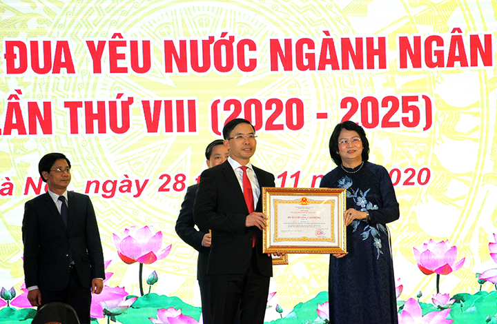 Agribank giành nhiều danh hiệu tại Đại hội Thi đua yêu nước ngành Ngân hàng - 3