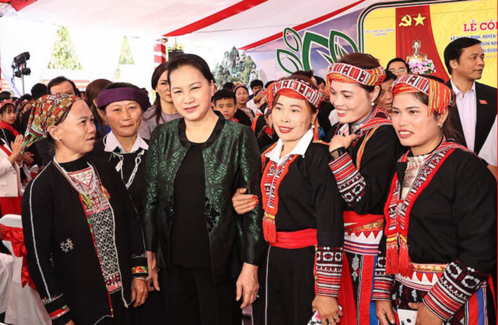 Agribank trao tặng nhà văn hoá thể thao đa năng cho xã Quang Minh - Yên Bái - 1