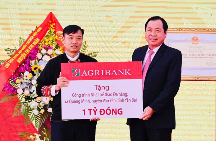 Agribank trao tặng nhà văn hoá thể thao đa năng cho xã Quang Minh - Yên Bái - 3