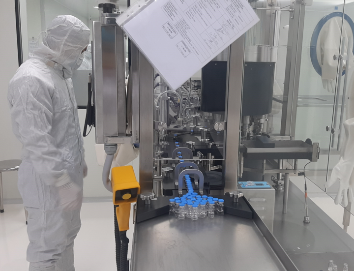 Ảnh: Dây chuyền sản xuất vaccine COVID-19 đầu tiên của Việt Nam - 5