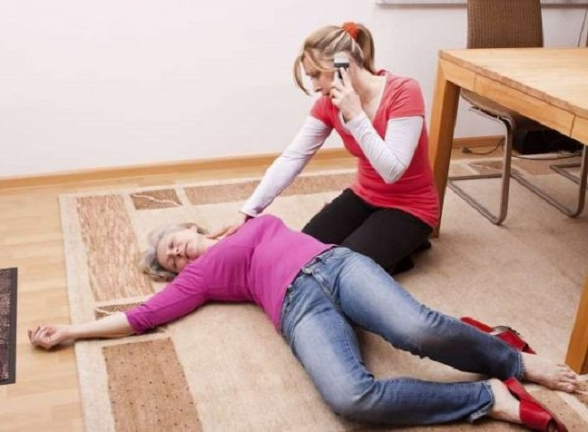 Sai lầm chết người trong xử trí đột quỵ - 1