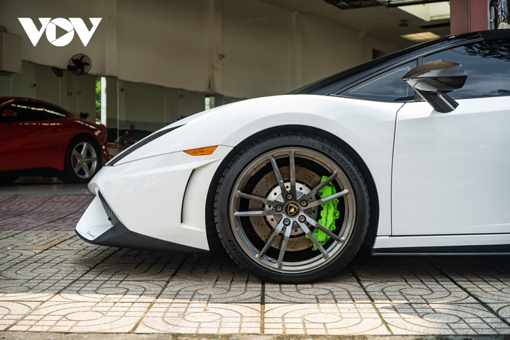 Ngắm Lamborghini Gallardo LP570-4 Performante Spyder độc nhất Việt Nam - 11