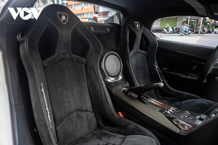 Ngắm Lamborghini Gallardo LP570-4 Performante Spyder độc nhất Việt Nam - 15