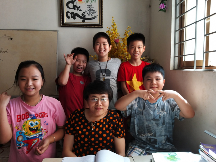 Cô giáo bị ảnh hưởng chất độc da cam và hành trình truyền lửa đam mê tiếng Anh - 2