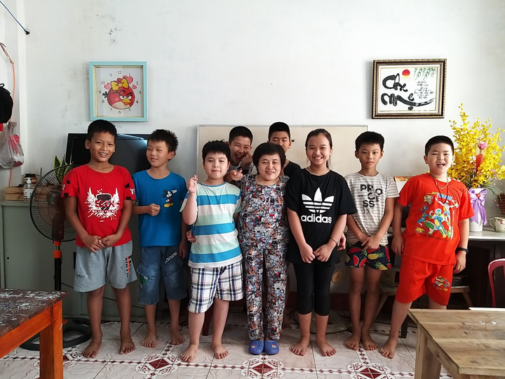 Cô giáo bị ảnh hưởng chất độc da cam và hành trình truyền lửa đam mê tiếng Anh - 1