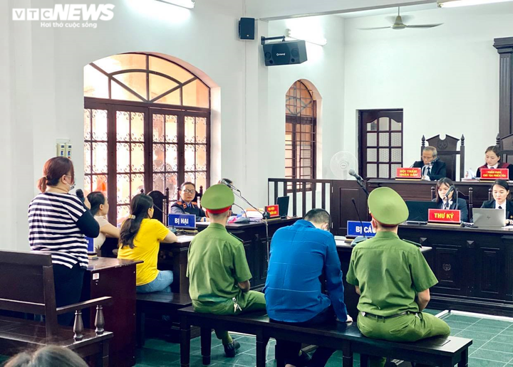 Nữ tiếp viên hàng không yêu cầu tài xế lái Mercedes bồi thường hơn 1,4 tỷ đồng - 2