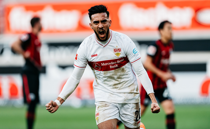 Chân dung ngôi sao đặt dấu chấm hết cho triều đại của Lucien Favre ở Dortmund - 1