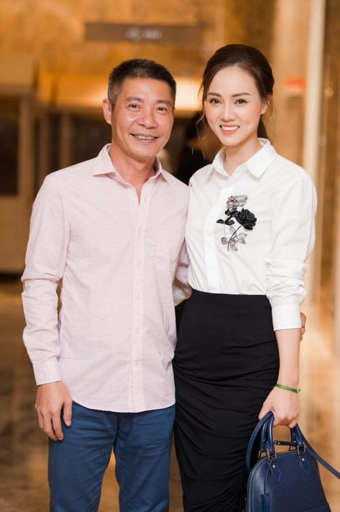 Ảnh: Nhan sắc vợ sắp cưới kém 15 tuổi của NSND Công Lý - 2