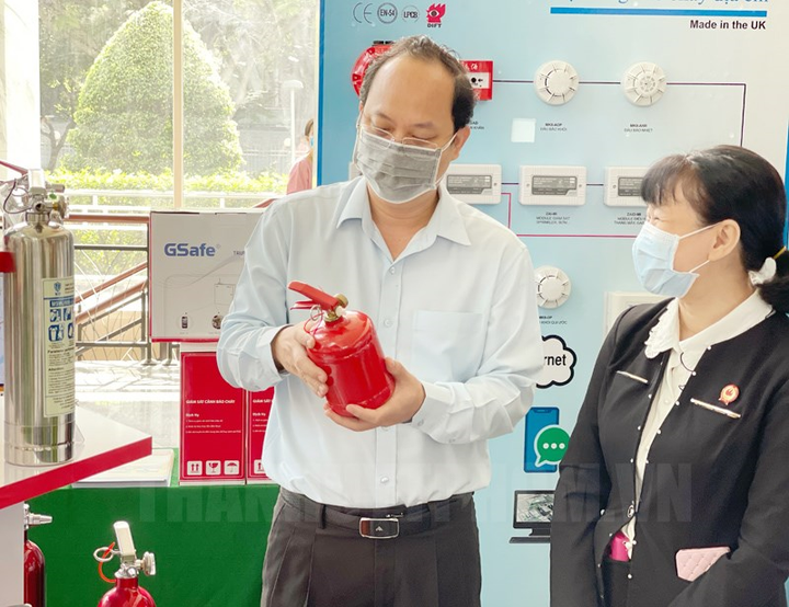 TP.HCM sẽ không cấp phép kinh doanh cho cơ sở chưa đảm bảo an toàn cháy nổ - 1