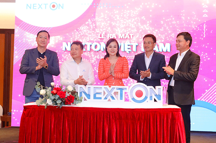 Cô gái 9x lập học viện đào tạo live streamer chuyên nghiệp đầu tiên ở Việt Nam - 1