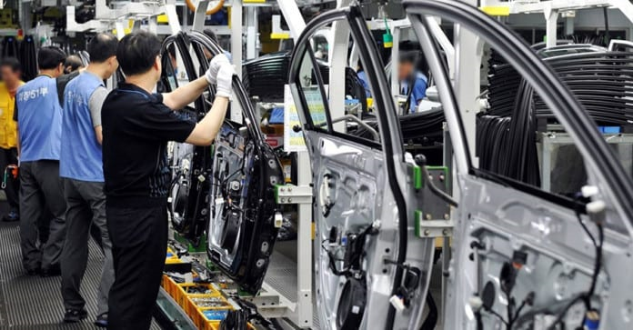 Người lao động và 7 quyền lợi được bảo vệ sức khỏe - 1