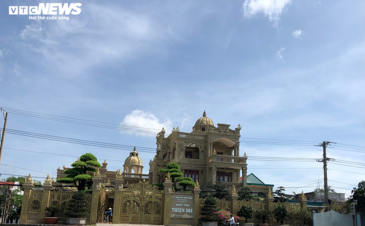 Cha con chủ biệt thự 'dát vàng' ở Vũng Tàu cho vay nặng lãi thế nào? - 2