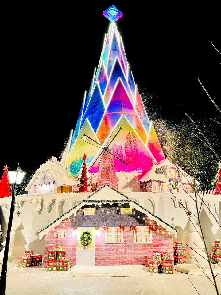 Giáng sinh tuyết trắng cùng búp măng Noel cao nhất Việt Nam tại Ecopark - 2