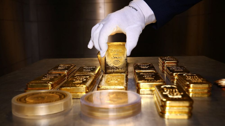 Giá vàng hôm nay 17/12: Tăng vọt trở lại - 1