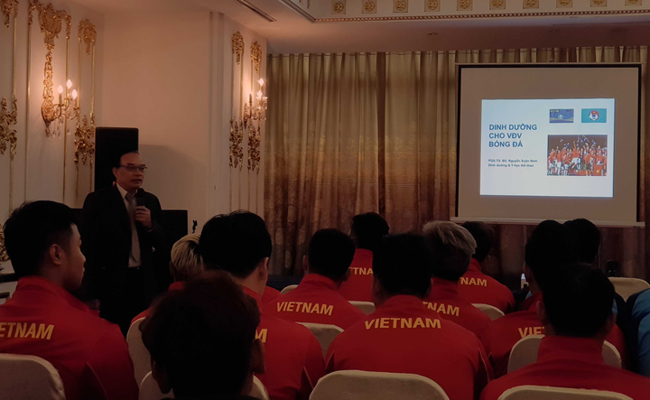 Quang Hải có một chỉ số cơ thể ngang bằng Cristiano Ronaldo - 3