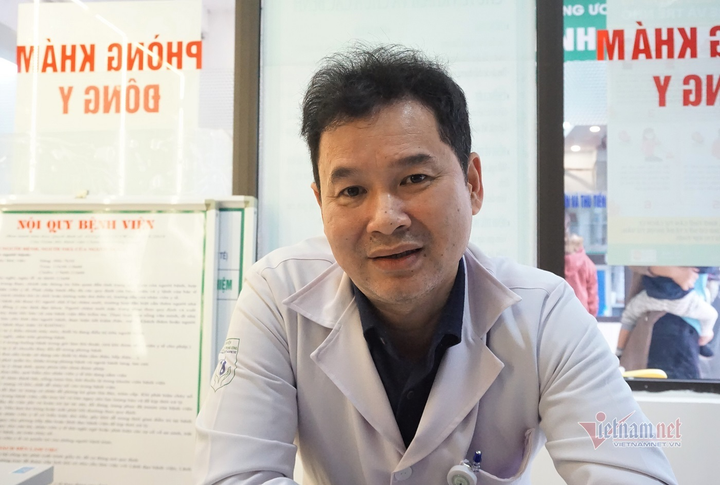 Trời lạnh, người trẻ liệt mặt, méo miệng do thói quen xấu này - 2