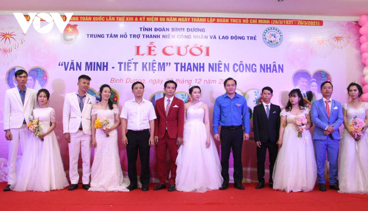 Xúc động lễ cưới tập thể 0 đồng của 5 cặp đôi công nhân nghèo Bình Dương - 1