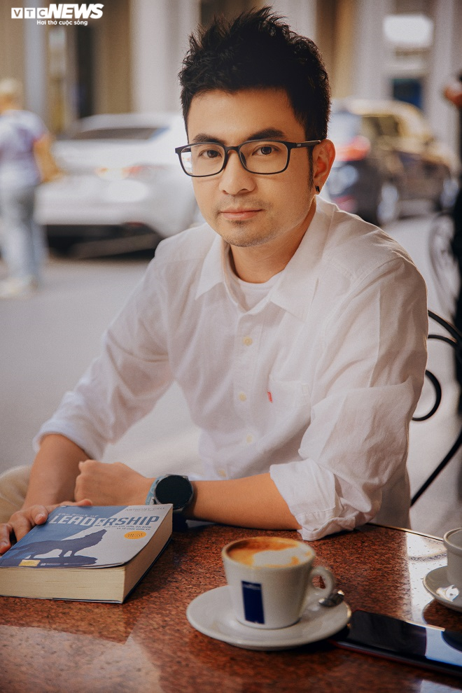 Hiếu Nguyễn: Ông bố truyền cảm hứng để chăm sóc con một cách khoa học - 1