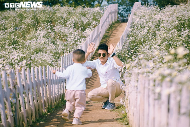 Hiếu Nguyễn: Ông bố truyền cảm hứng để chăm sóc con một cách khoa học - 2