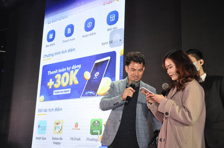 'Điện' với 'dân' đã gần với nhau thế nào? - 8