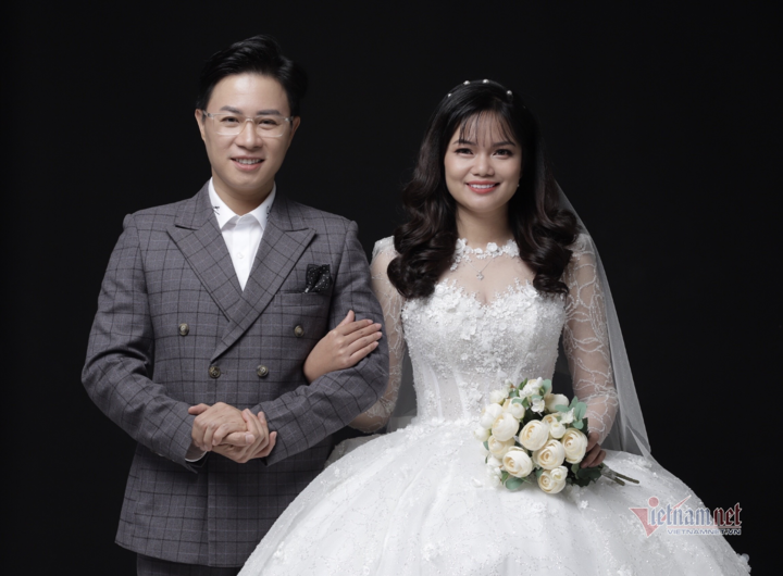 MC Lê Anh làm lễ cưới với nữ thạc sĩ kém 10 tuổi - 2