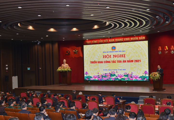 Thủ tướng: Thực hiện nghiêm phòng, chống tham nhũng tại tòa án - 2