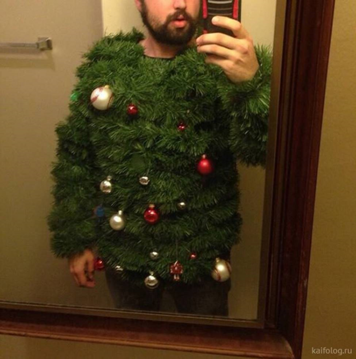 Ảnh: Những cây thông Noel 'lầy lội' chọc người xem phá lên cười - 3